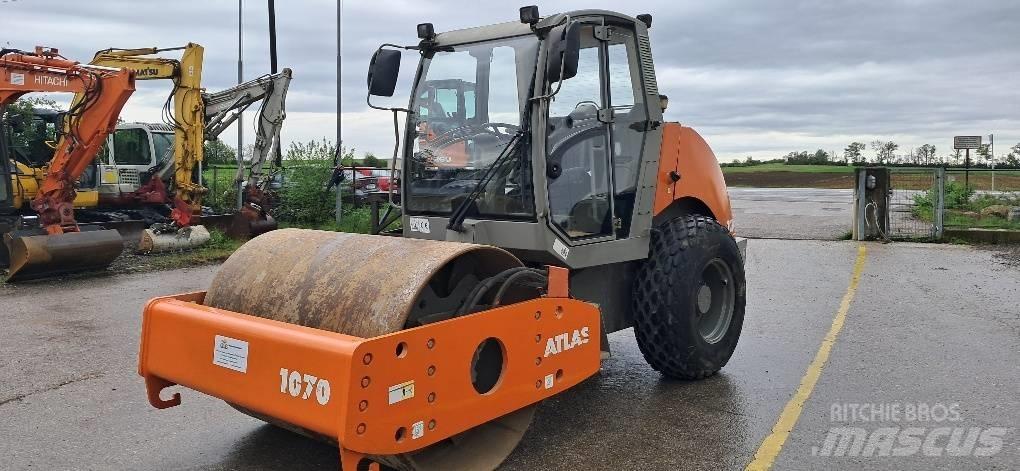 Atlas 1070 Compacteur de sol