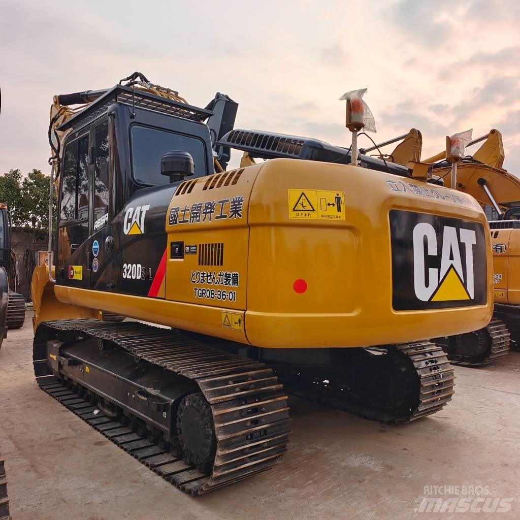 CAT 320D Pelle sur chenilles