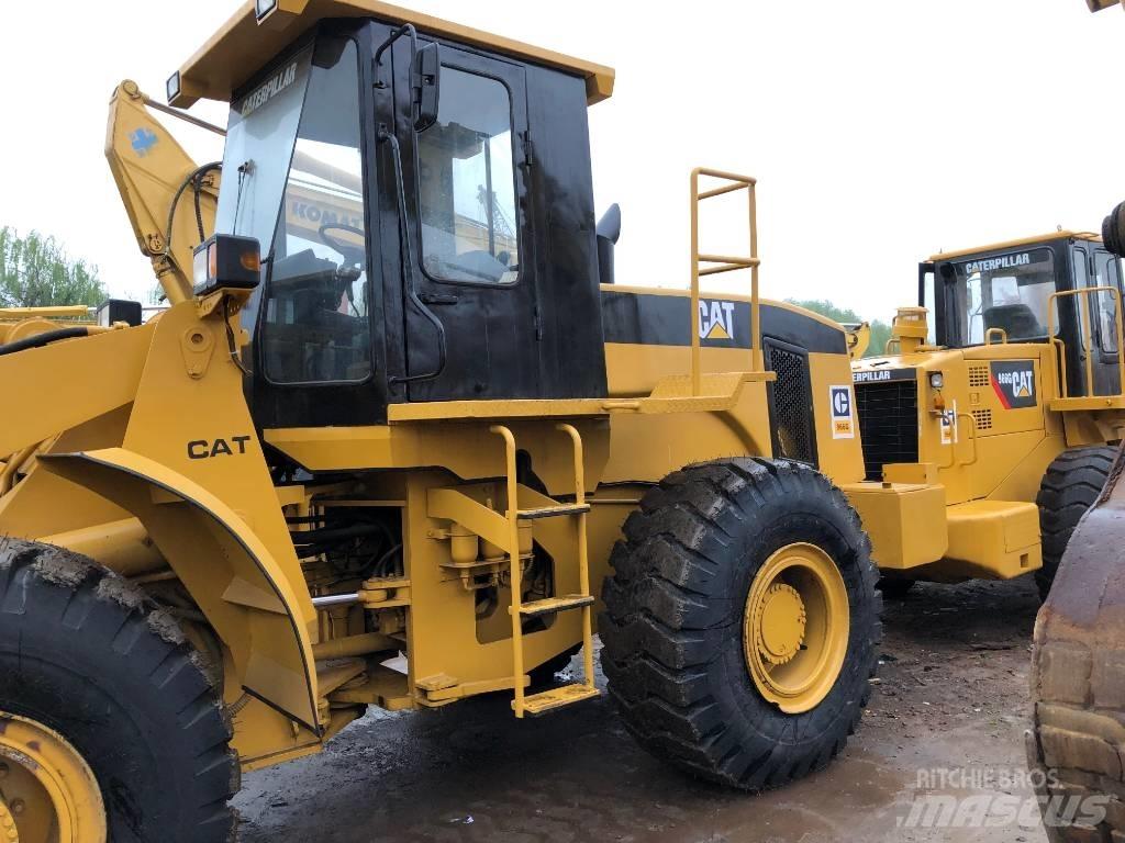 CAT 966 Chargeuse sur pneus
