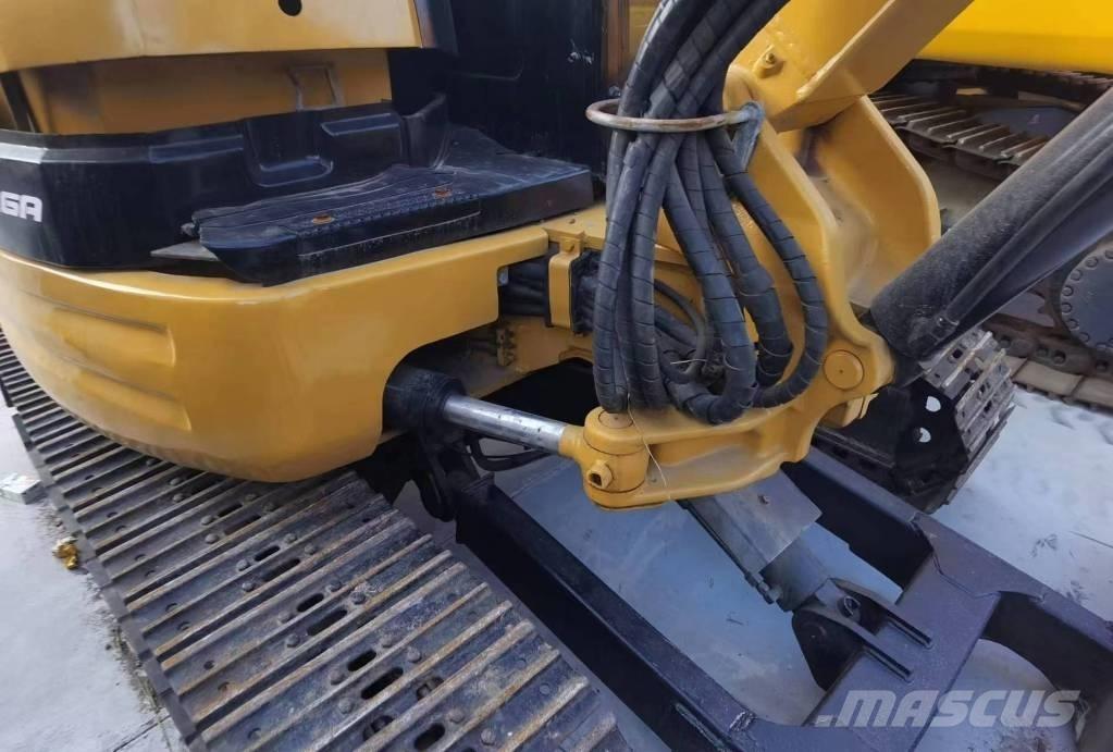 CAT 304 CR Mini pelle < 7t