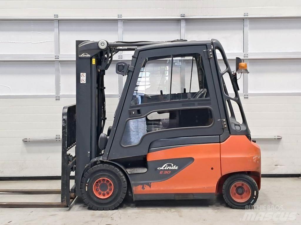 Linde E30-01 Chariots élévateurs électriques