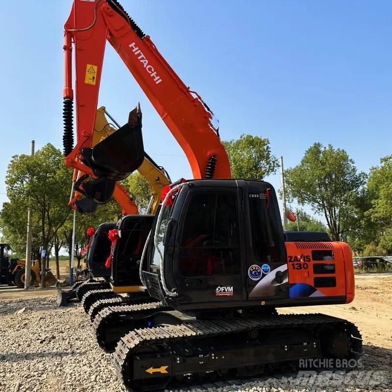 Hitachi ZX 130 Pelle sur chenilles