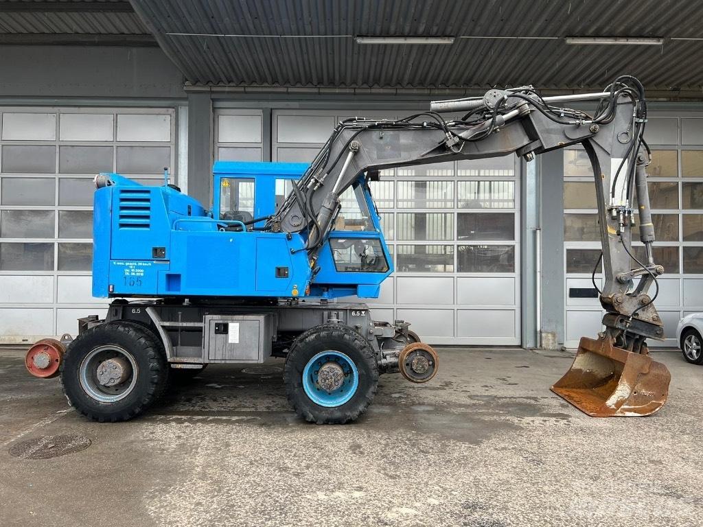 CASE 788 P Pelle sur pneus