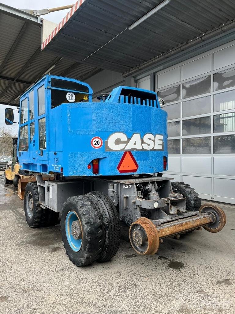 CASE 788 P Pelle sur pneus