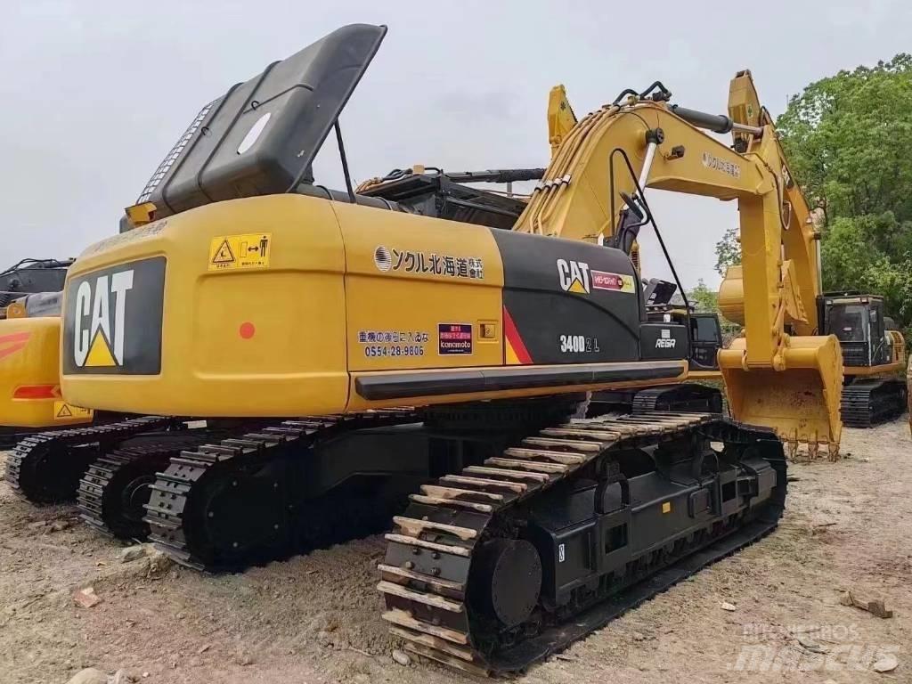 CAT 324 D Pelle sur chenilles