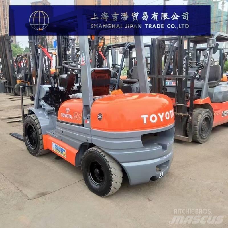 Toyota 6 FDF 30 Chariots diesel