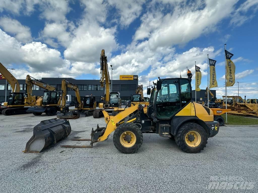 Komatsu WA 80 Chargeuse sur pneus