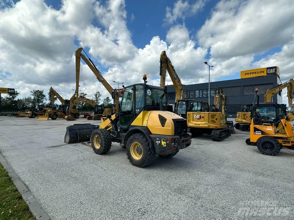 Komatsu WA 80 Chargeuse sur pneus