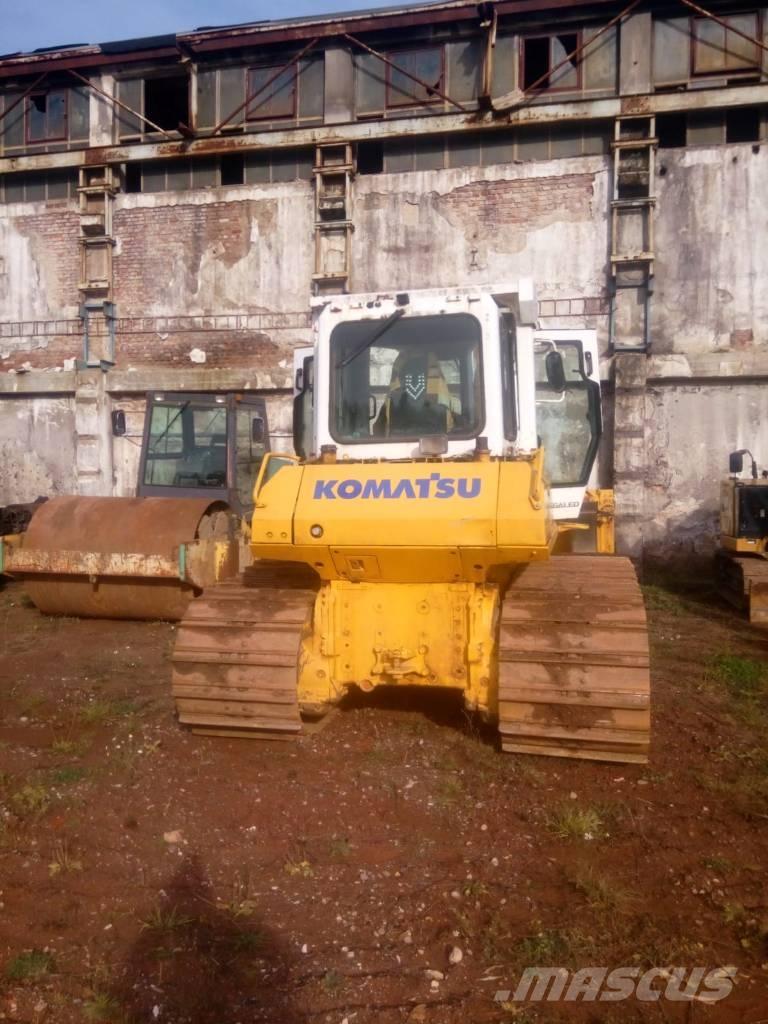 Komatsu D 61 PX-15 Bouteurs sur chenilles