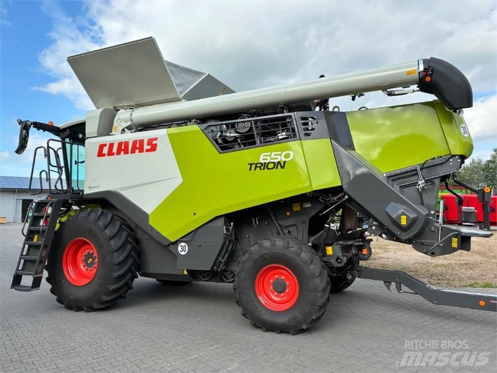 CLAAS Trion 650 Moissonneuse batteuse