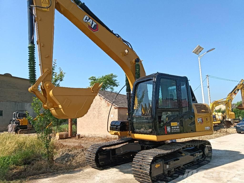 CAT 313 D Pelle sur chenilles