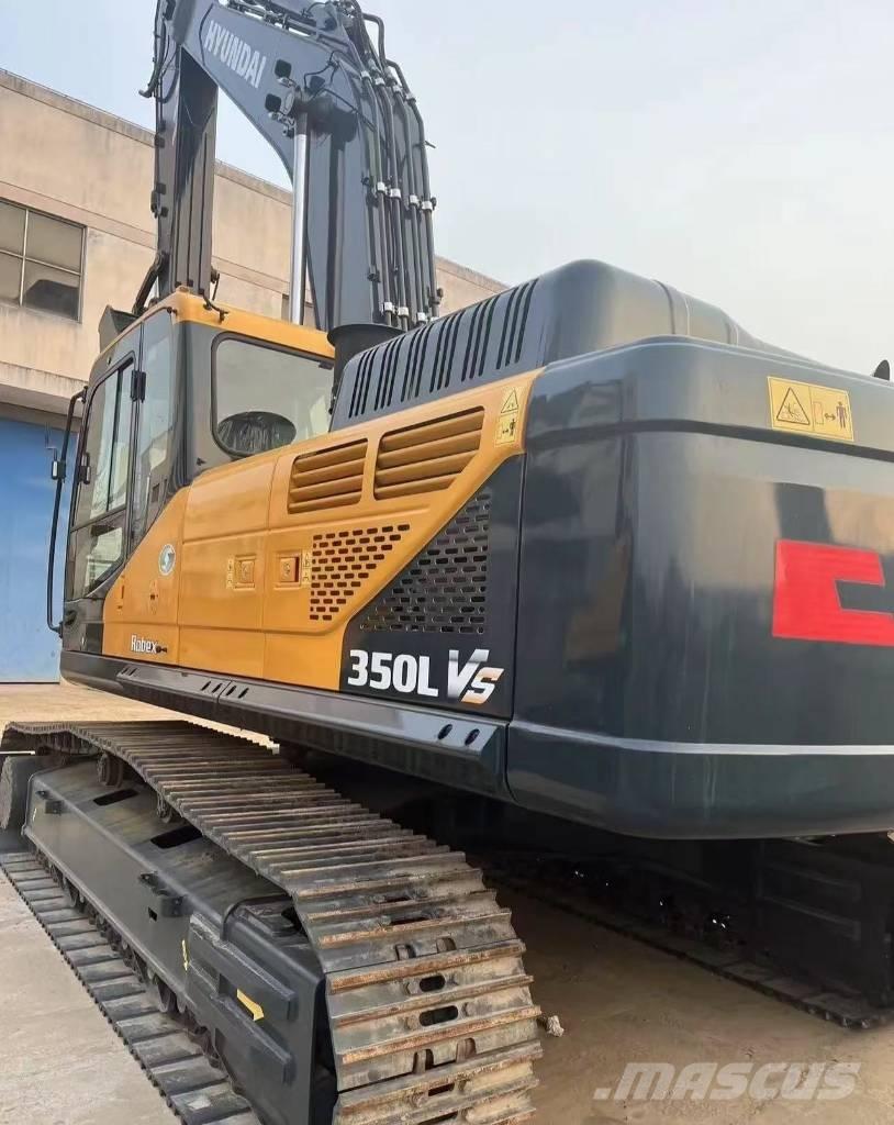 Hyundai 305LC Pelle sur chenilles