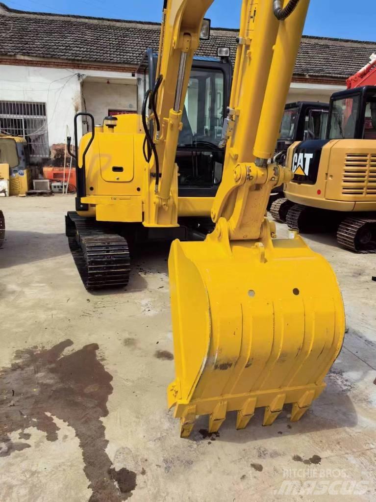 Komatsu PC56 Mini pelle < 7t