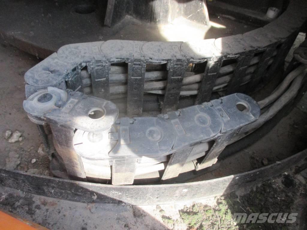 Manitou 100 VJR Mât vertical