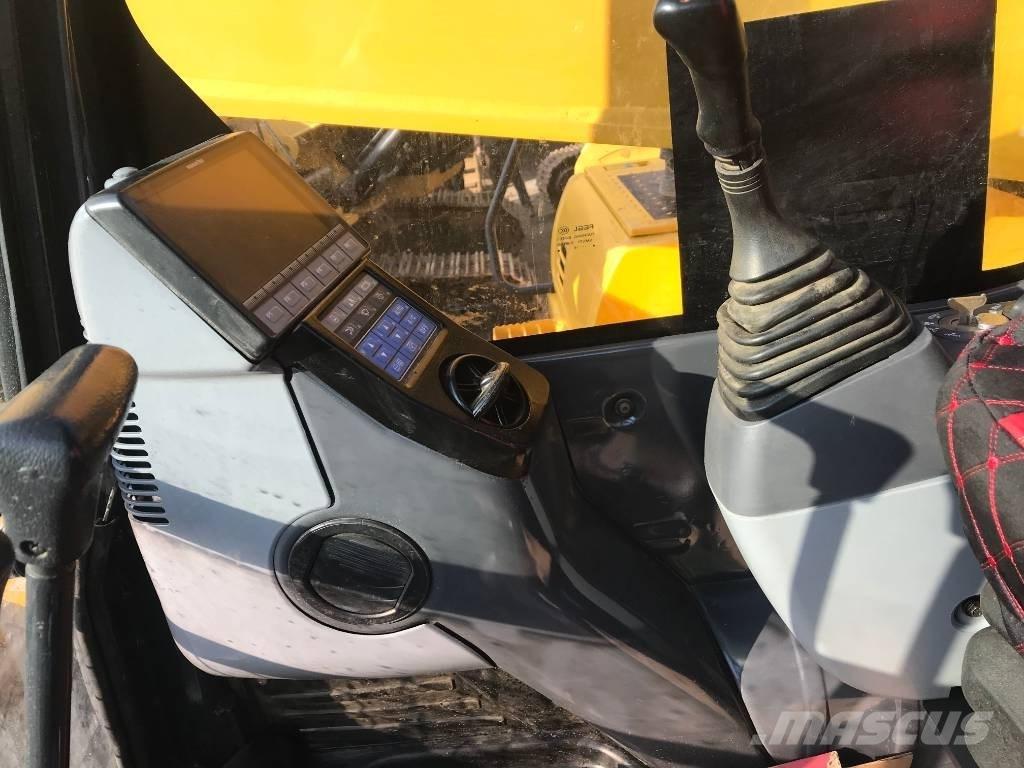 Komatsu PC 450 LC-8 Pelle sur chenilles