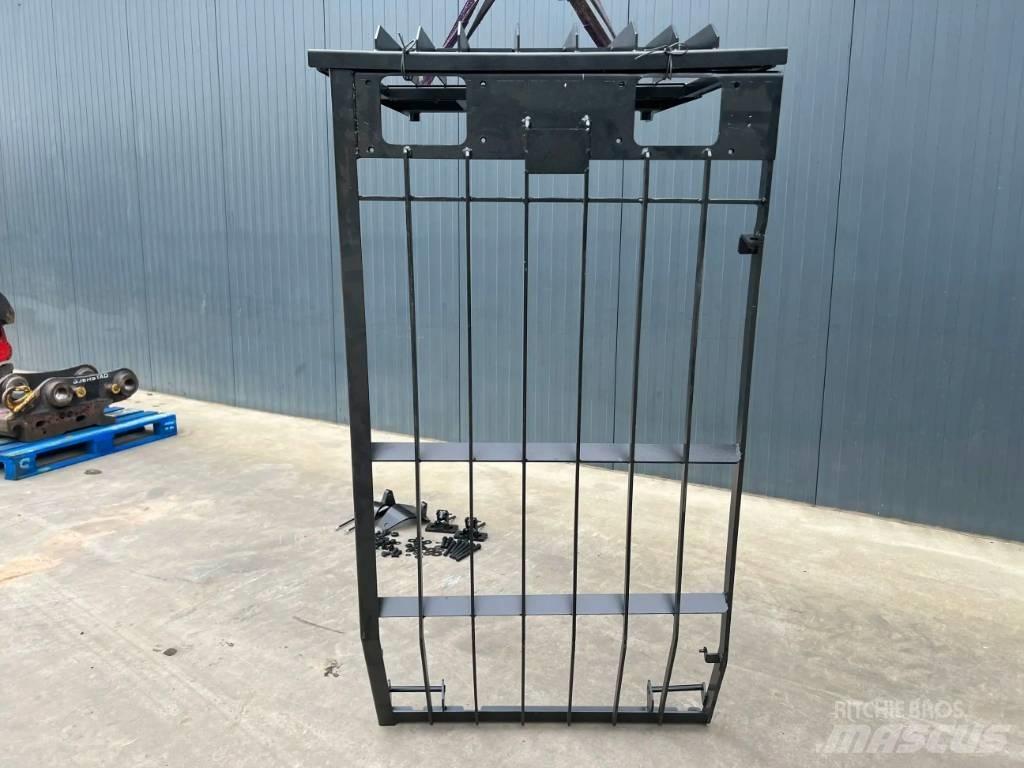 CAT 323D Guard Cabine