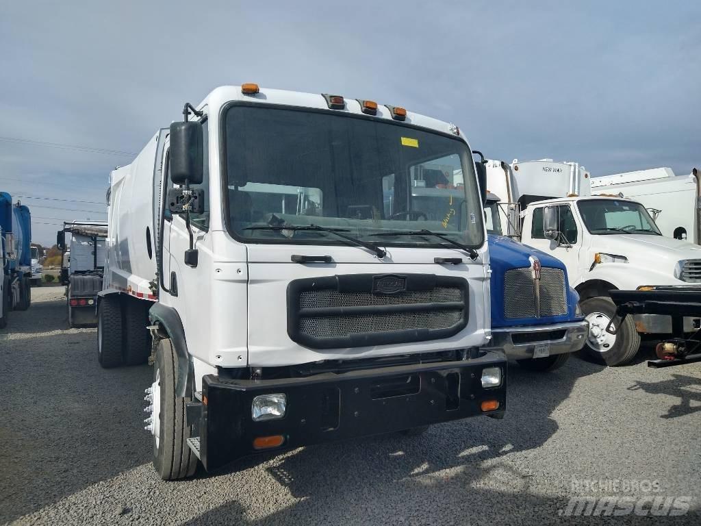 Autocar Xpert Camion poubelle
