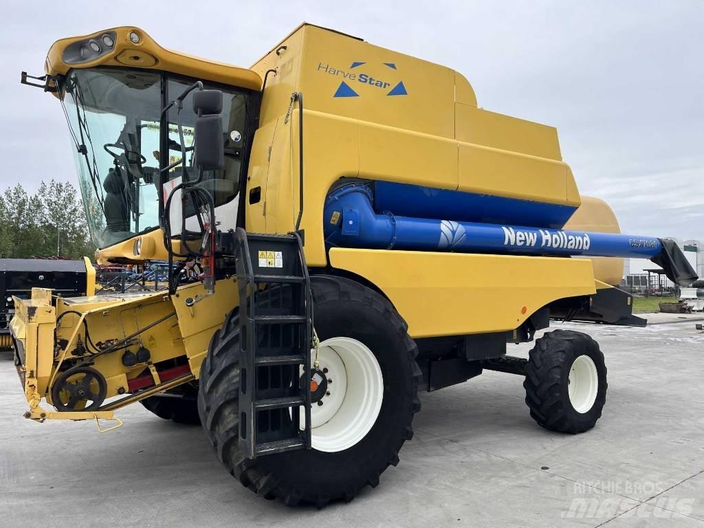 New Holland CSX 7080 Moissonneuse batteuse