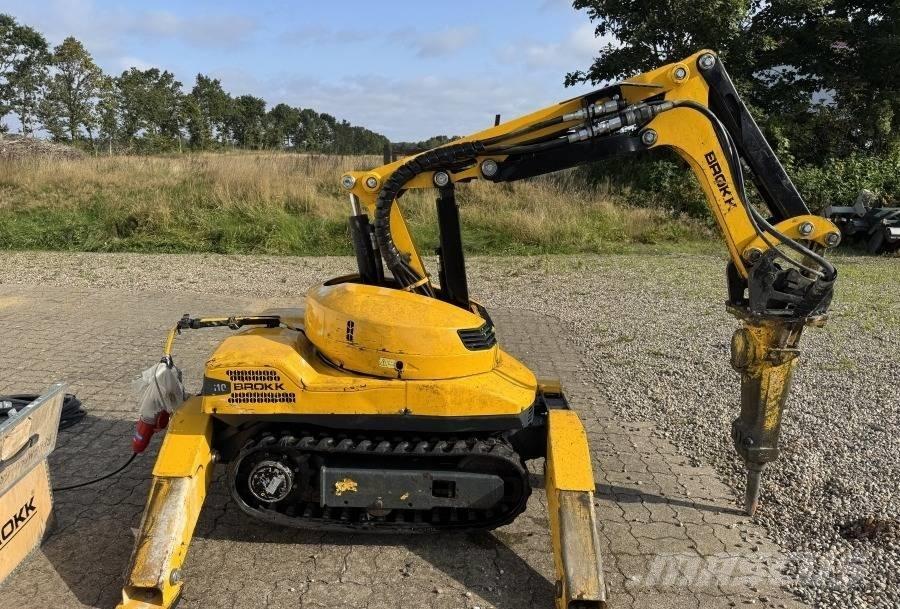 Brokk 110 Pelle de démolition