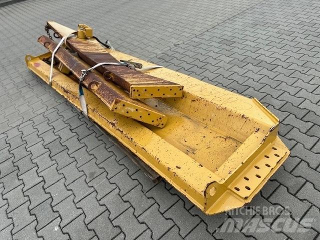 CAT 745 TAIL GATE Tombereau articulé