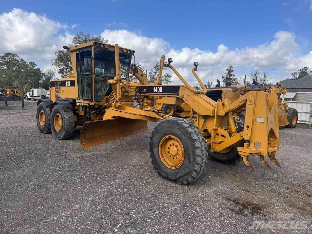 CAT 140 H Niveleuse