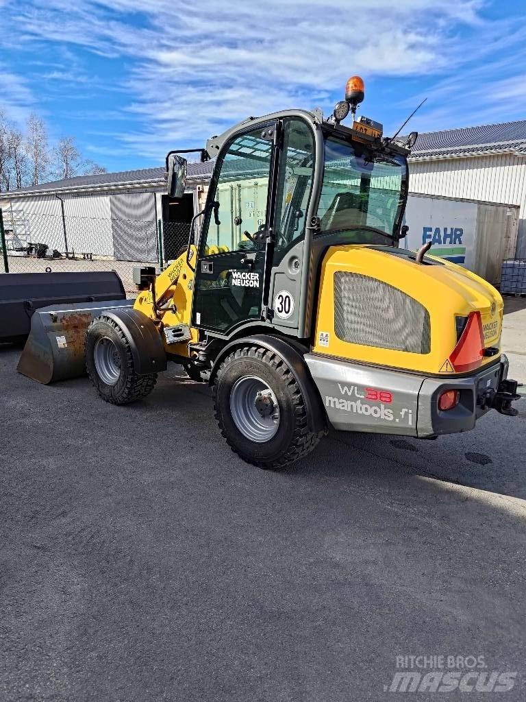 Wacker Neuson WL 38 Chargeuse sur pneus