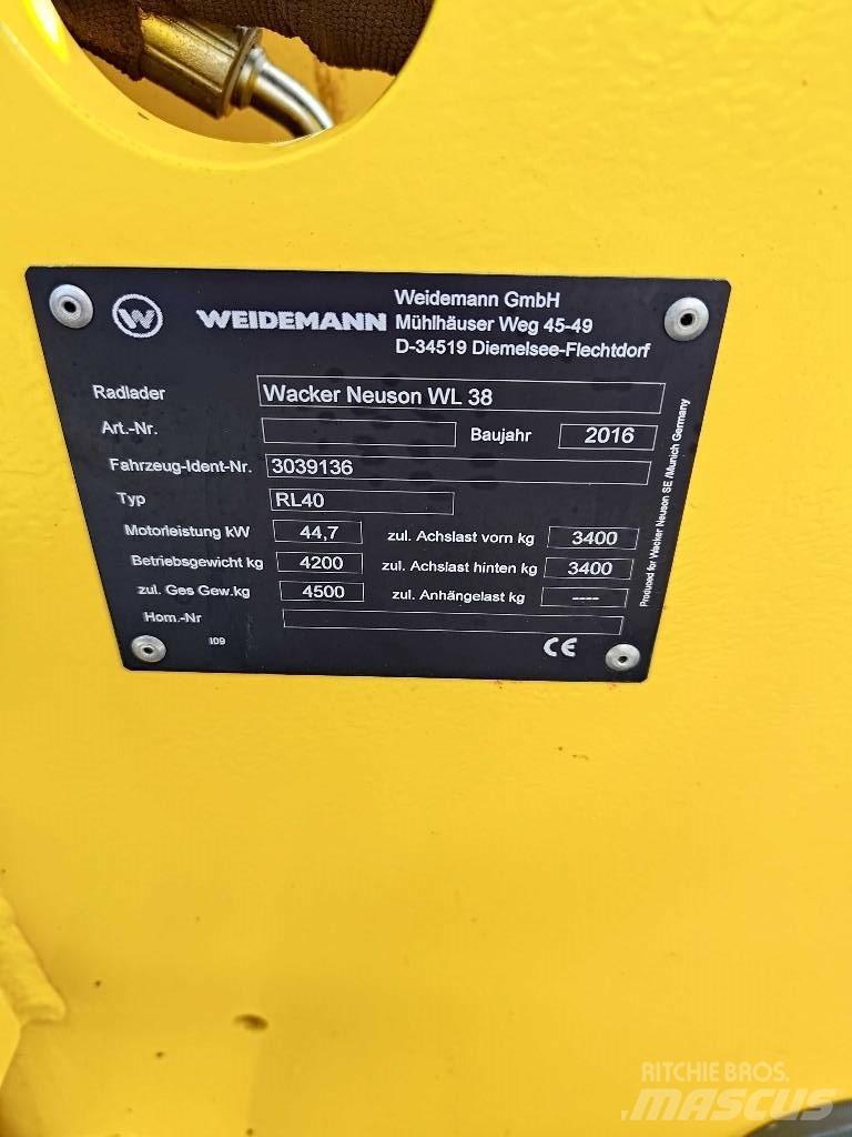 Wacker Neuson WL 38 Chargeuse sur pneus