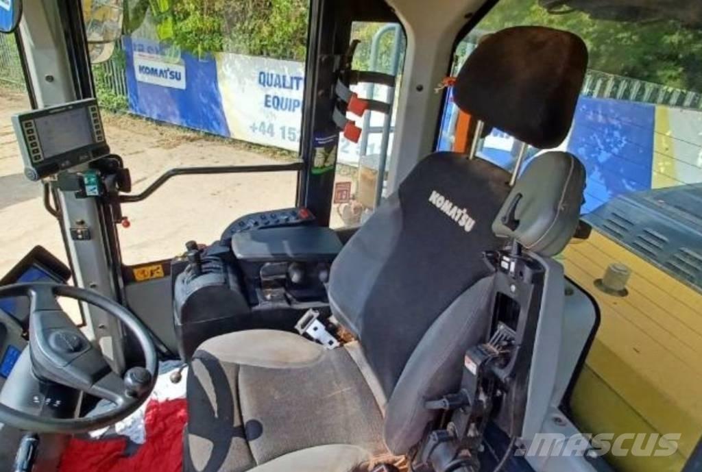 Komatsu WA 480-8 Chargeuse sur pneus