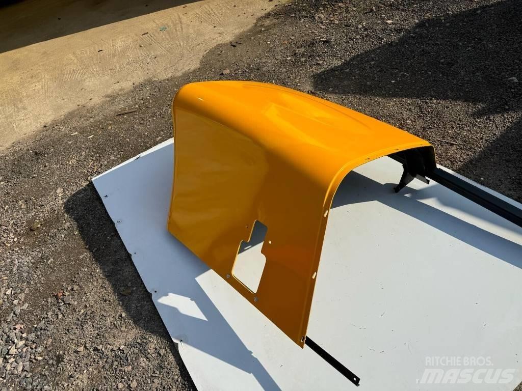 JCB ENGINE COVER Châssis et suspension