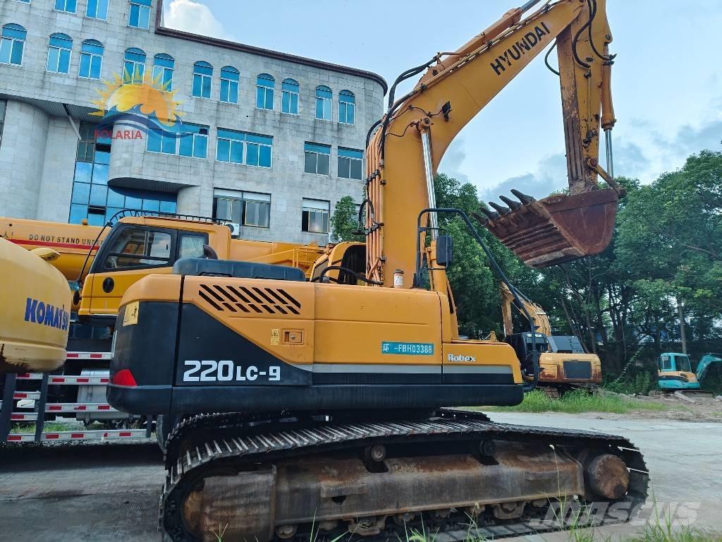 Hyundai R 220LC-9S Pelle sur chenilles