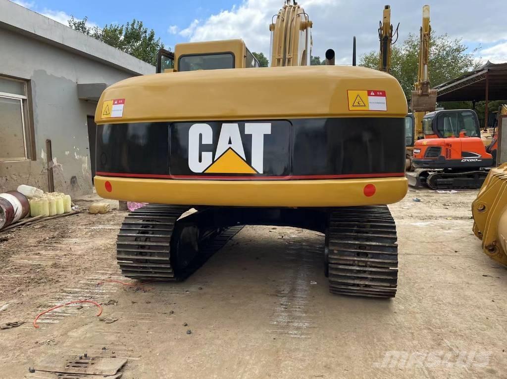 CAT 320C Pelle sur chenilles