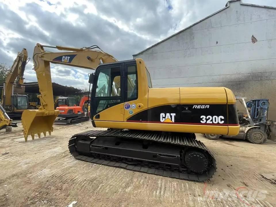 CAT 320C Pelle sur chenilles