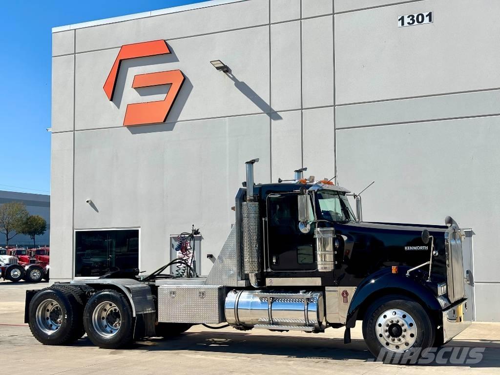 Kenworth W 900 Tracteur routier