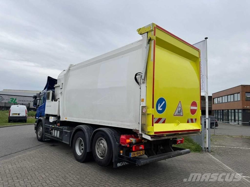 Scania P 320 Camion poubelle