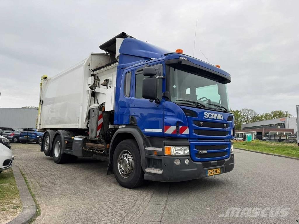 Scania P 320 Camion poubelle