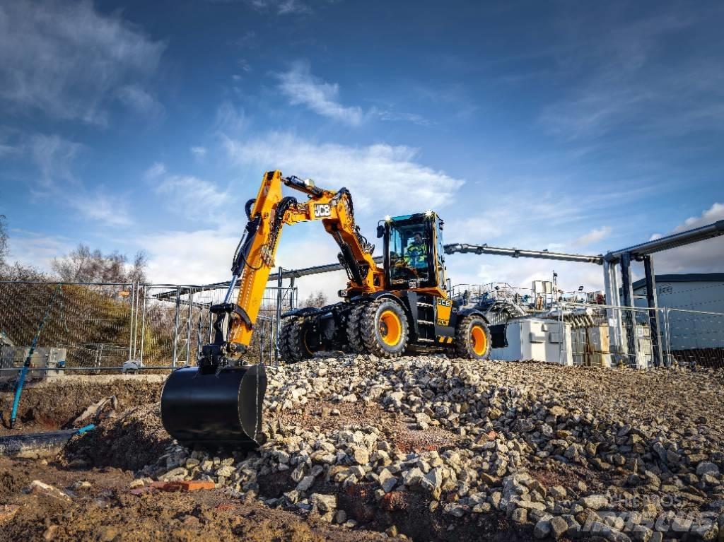 JCB Hydradig 110W Pelle sur pneus