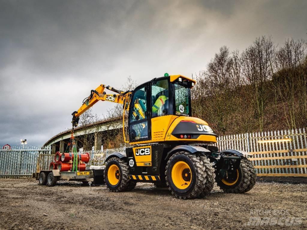 JCB Hydradig 110W Pelle sur pneus