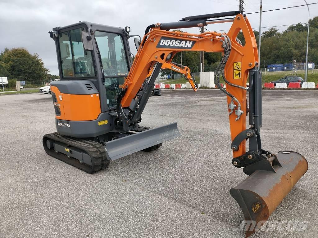 Doosan DX 27 Z Mini pelle < 7t