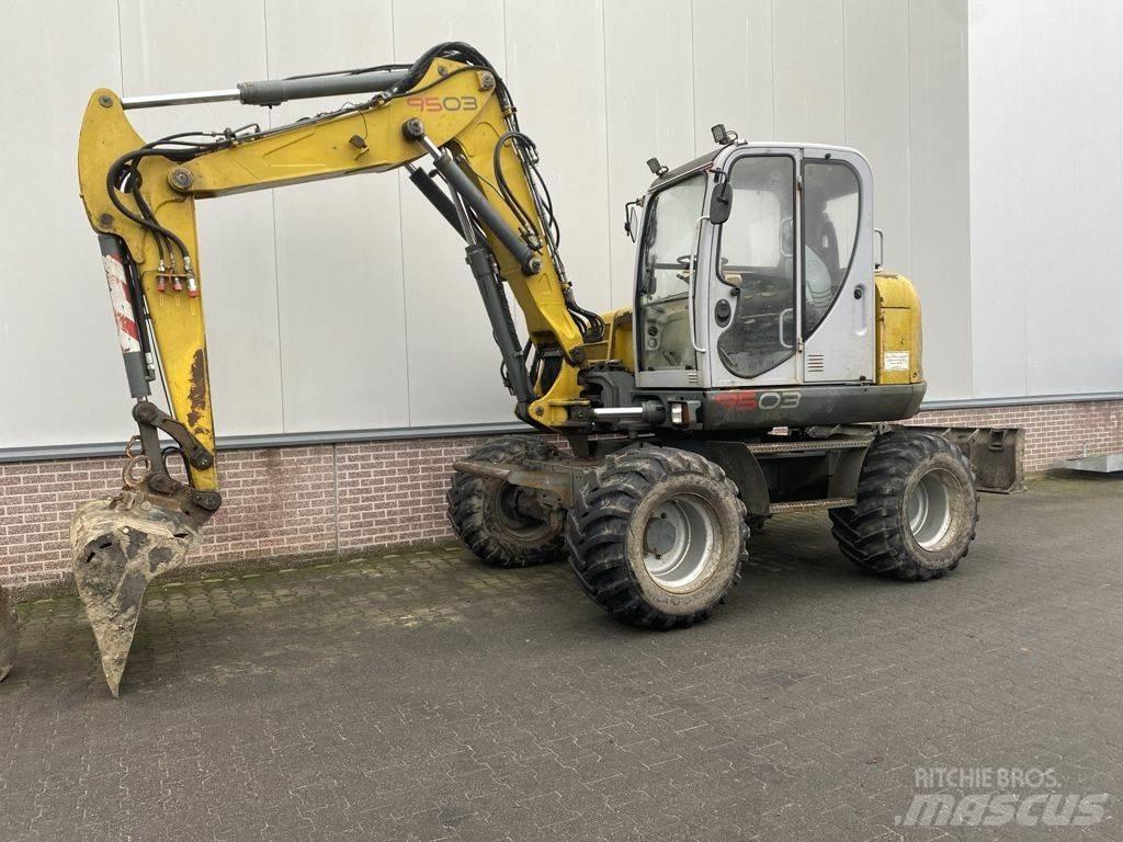 Wacker Neuson  Pelle sur pneus