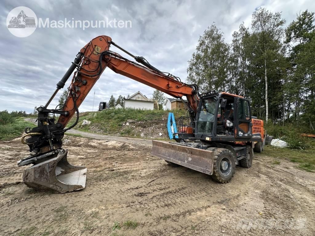 Doosan DX 170 W Pelle sur pneus