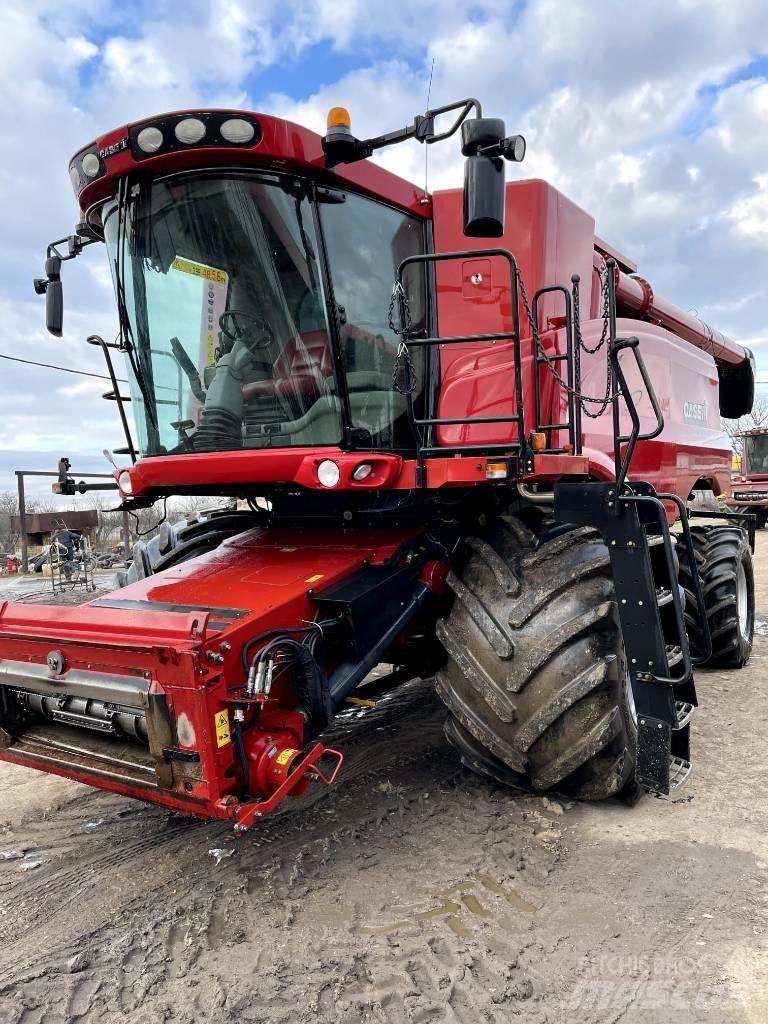 Case IH 9120 Moissonneuse batteuse