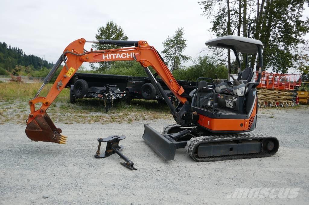 Hitachi ZX 30 U-3 Mini pelle < 7t