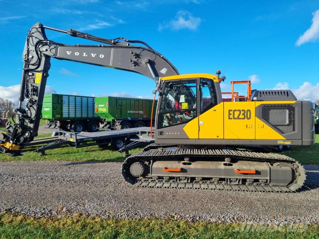 Volvo EC230 F Pelle sur chenilles