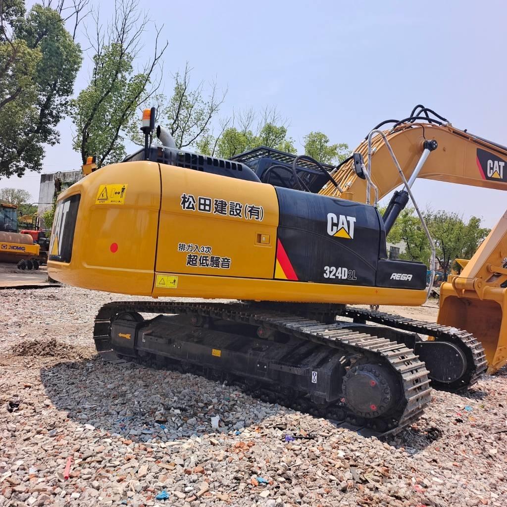 CAT 324 D Pelle sur chenilles