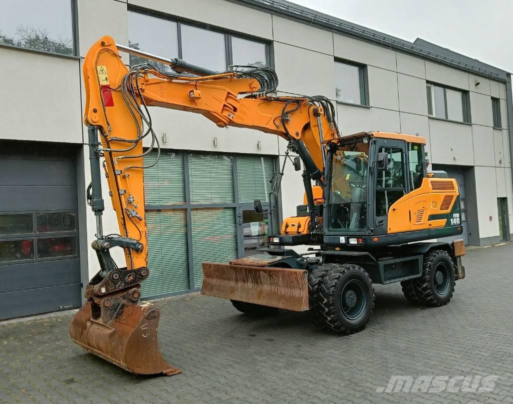 Hyundai HW140 Pelle sur pneus