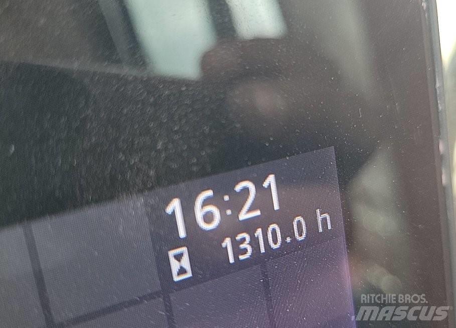 Hitachi ZX225USLC-7 Pelle sur chenilles