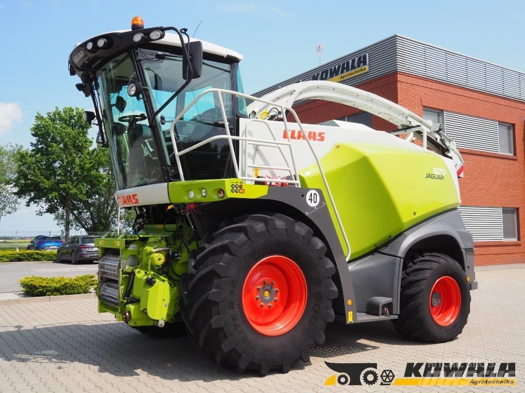 CLAAS Jaguar 870 4WD Ensileuse automotrice