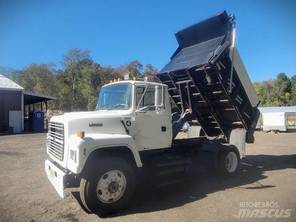 Ford L8000 Camion benne