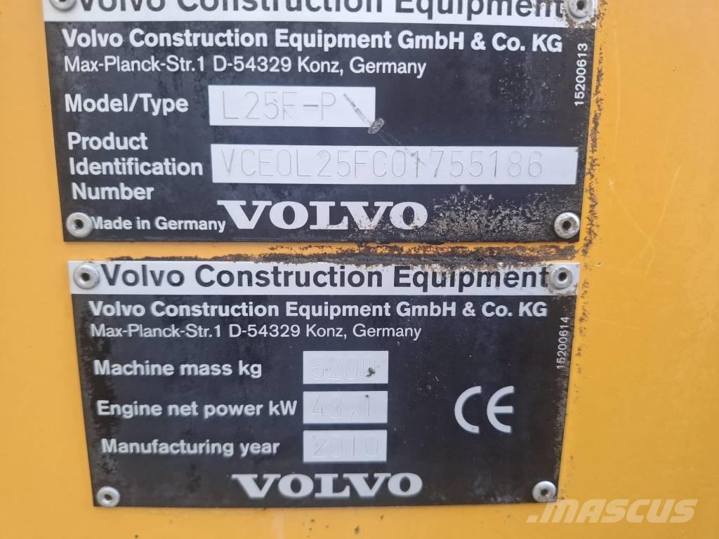 Volvo L 25 F-P Chargeuse sur pneus