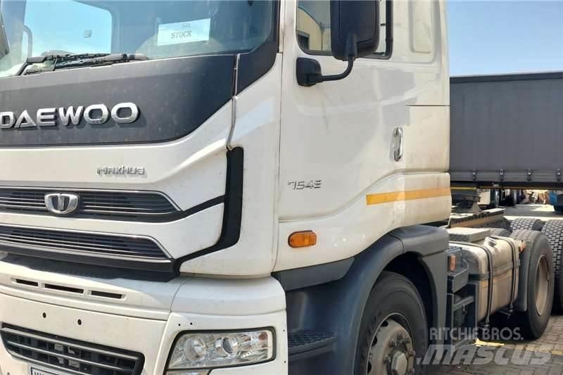 Daewoo KL3TX Autre camion